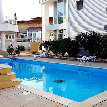 Studiouri Si Langa Plaja & 2 Sezlonguri Gratuite Apartament *